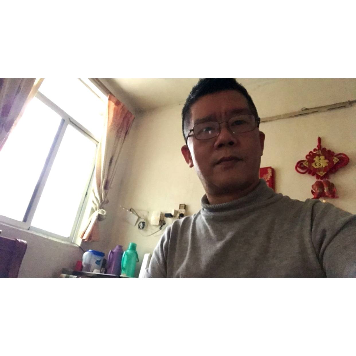 陌颜等于淡淡的照片