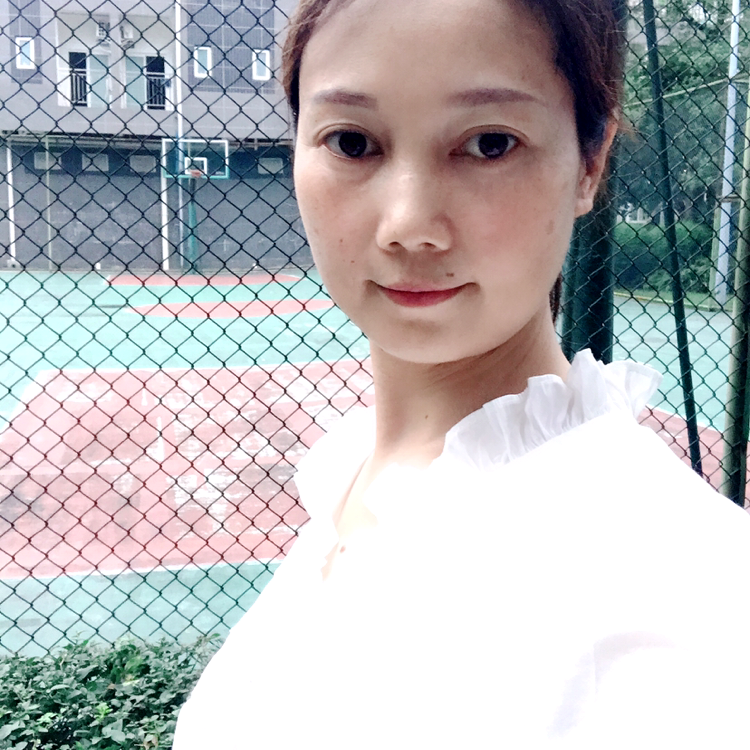 冷酷迎金鱼的照片