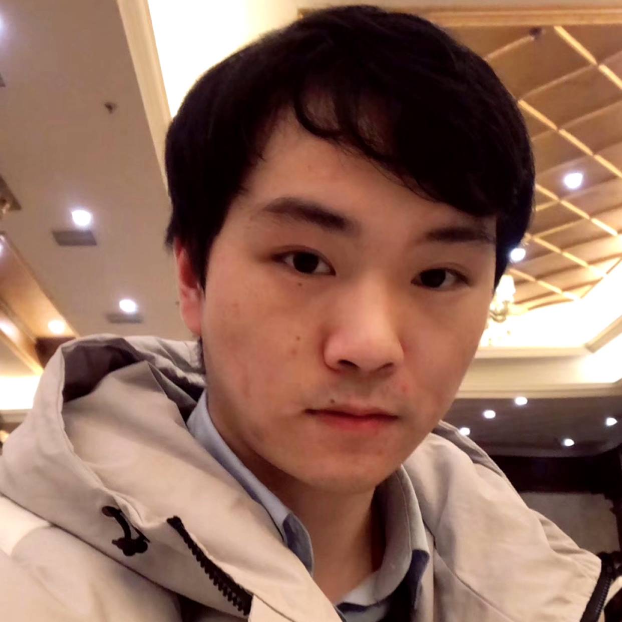胡言了事的照片