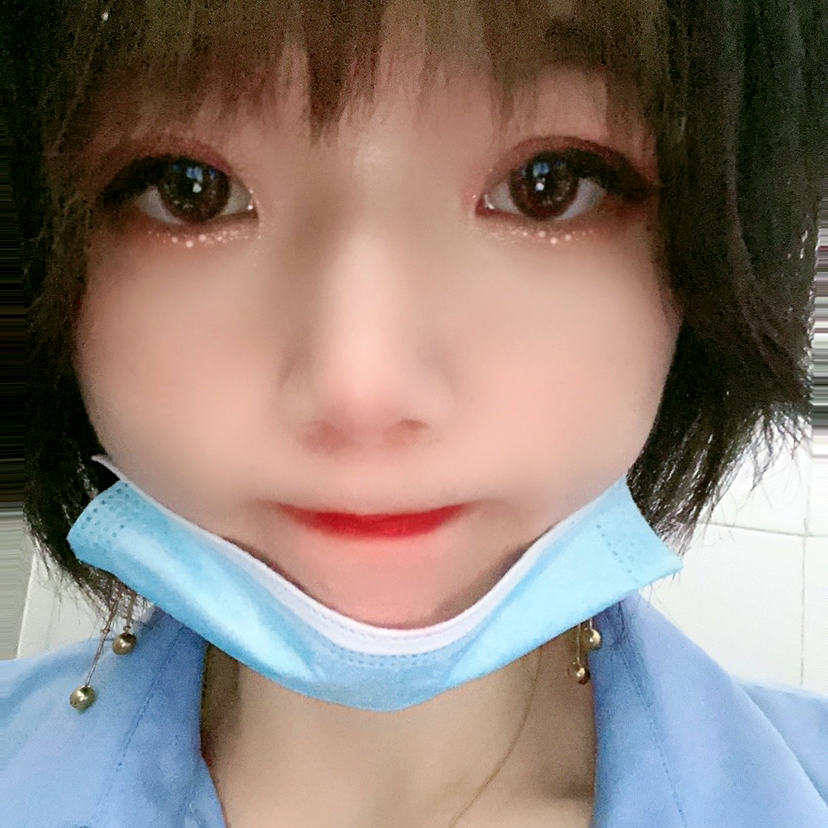 小魔女猪猪的照片