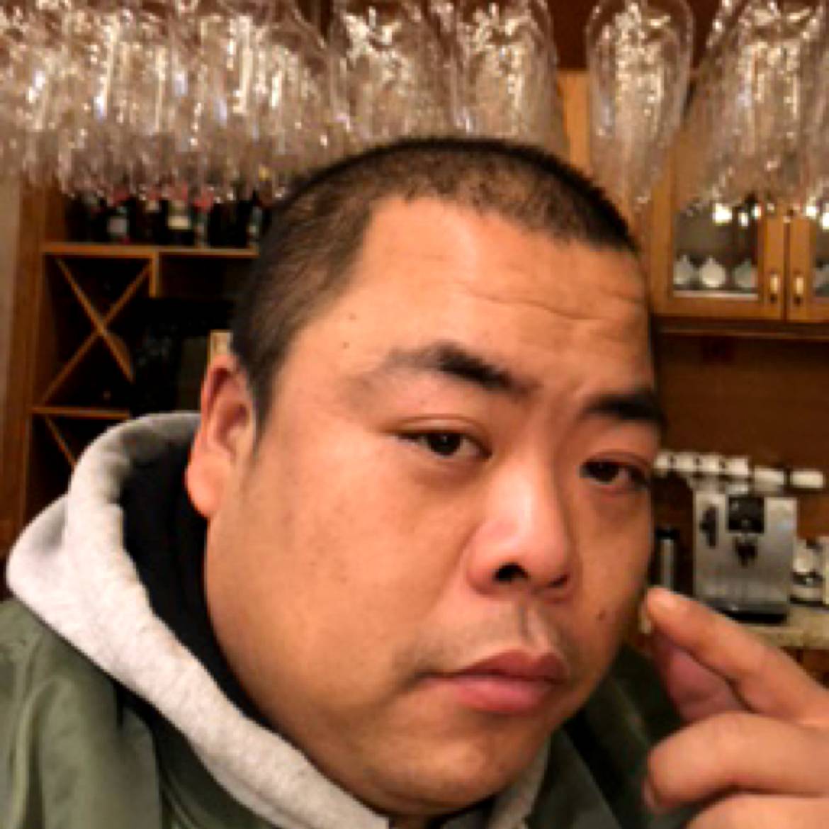 俊秀羽卒的照片