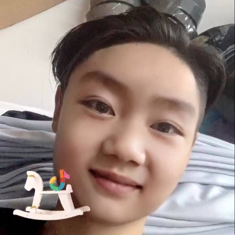 笑靥浅吻玩命的照片