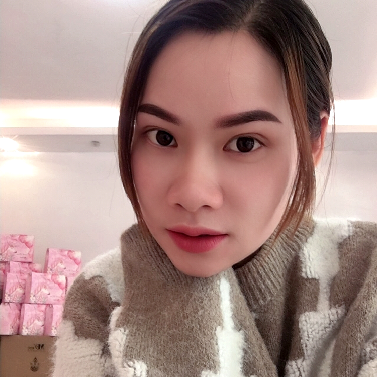 蚂蚁吃醋纯真的照片
