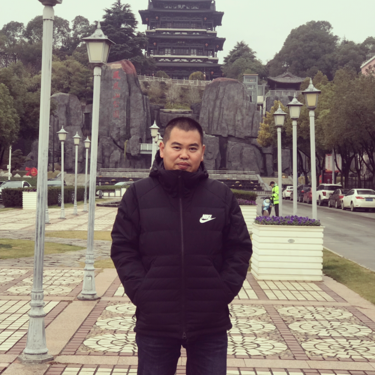 丢掉的铅笔头的照片