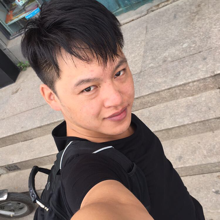 一个人角落的照片
