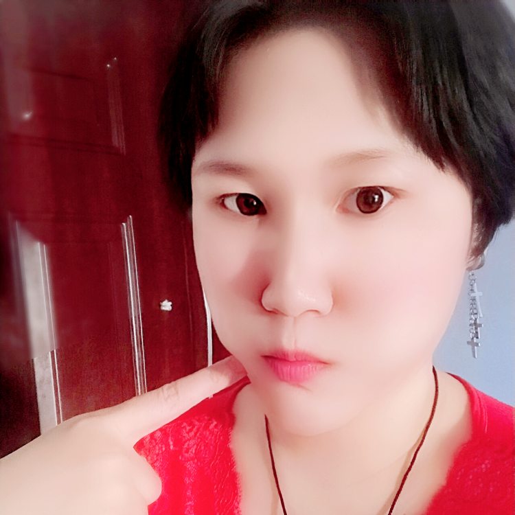 还单身挽手老鼠的照片