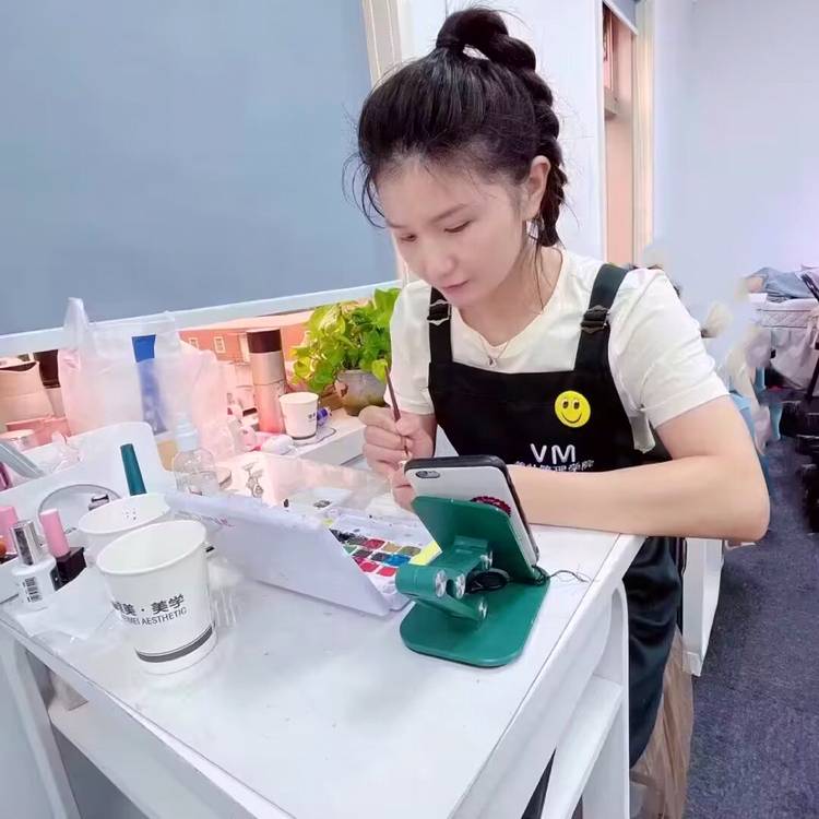 Thelily的照片