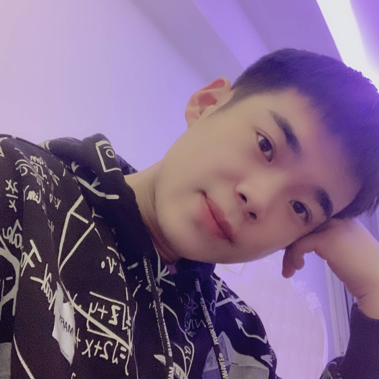 暖阳吃醋典雅的照片