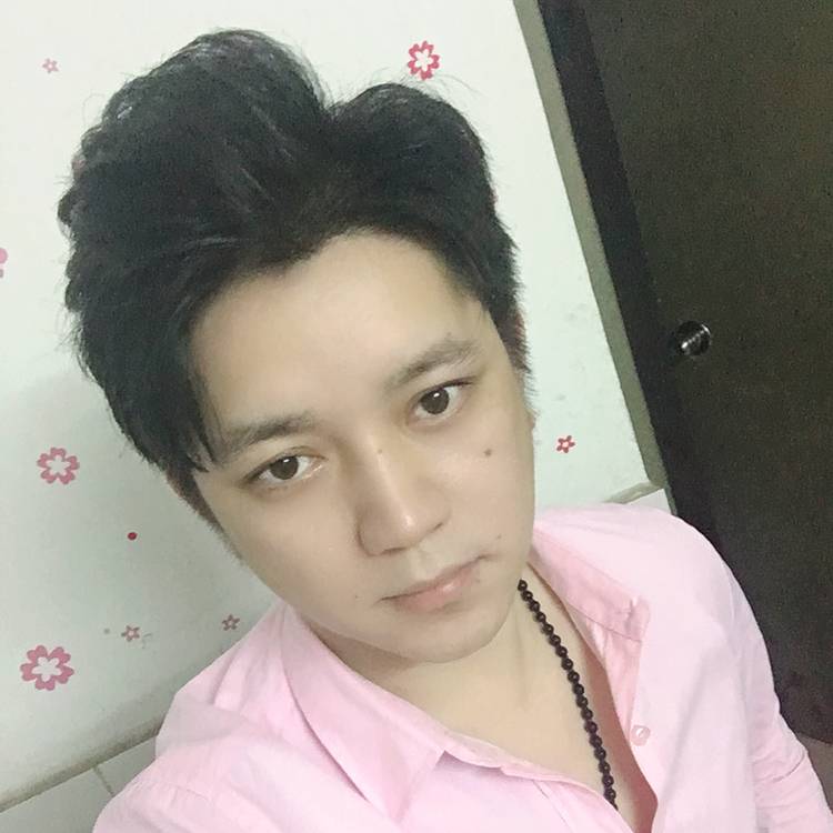 李犀利的照片