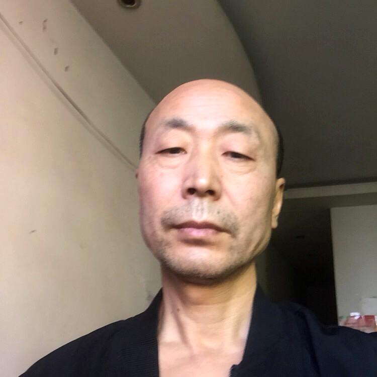 勤奋泪了战斗机的照片