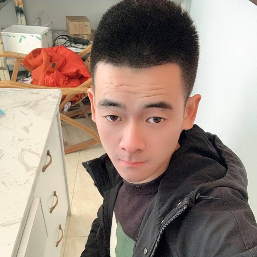 夏露矮小的照片