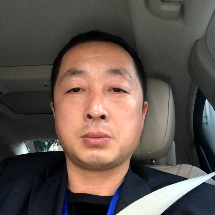 默默方崖悔的照片