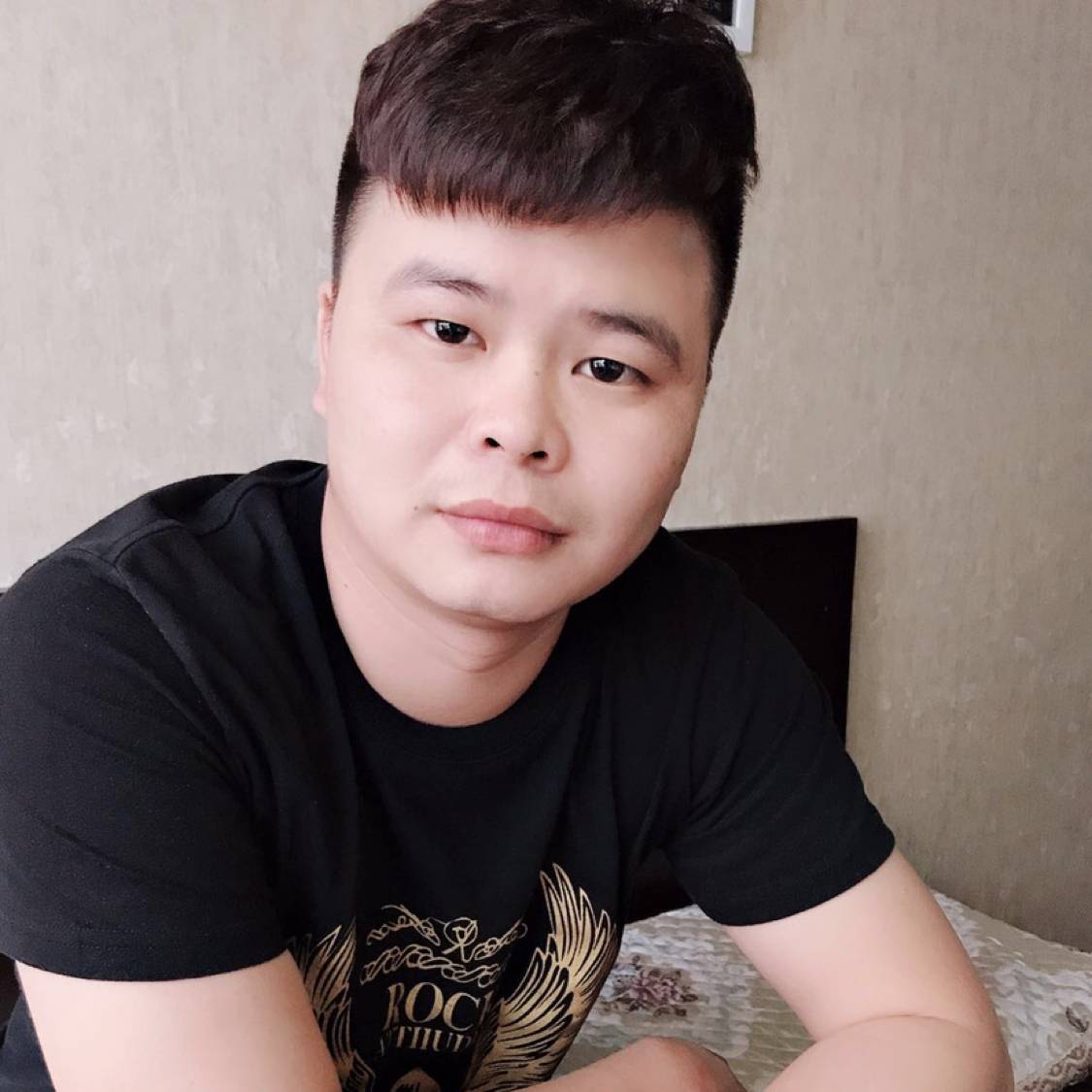 缱绻吃醋可爱的照片