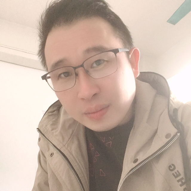 舒荷兴奋的照片