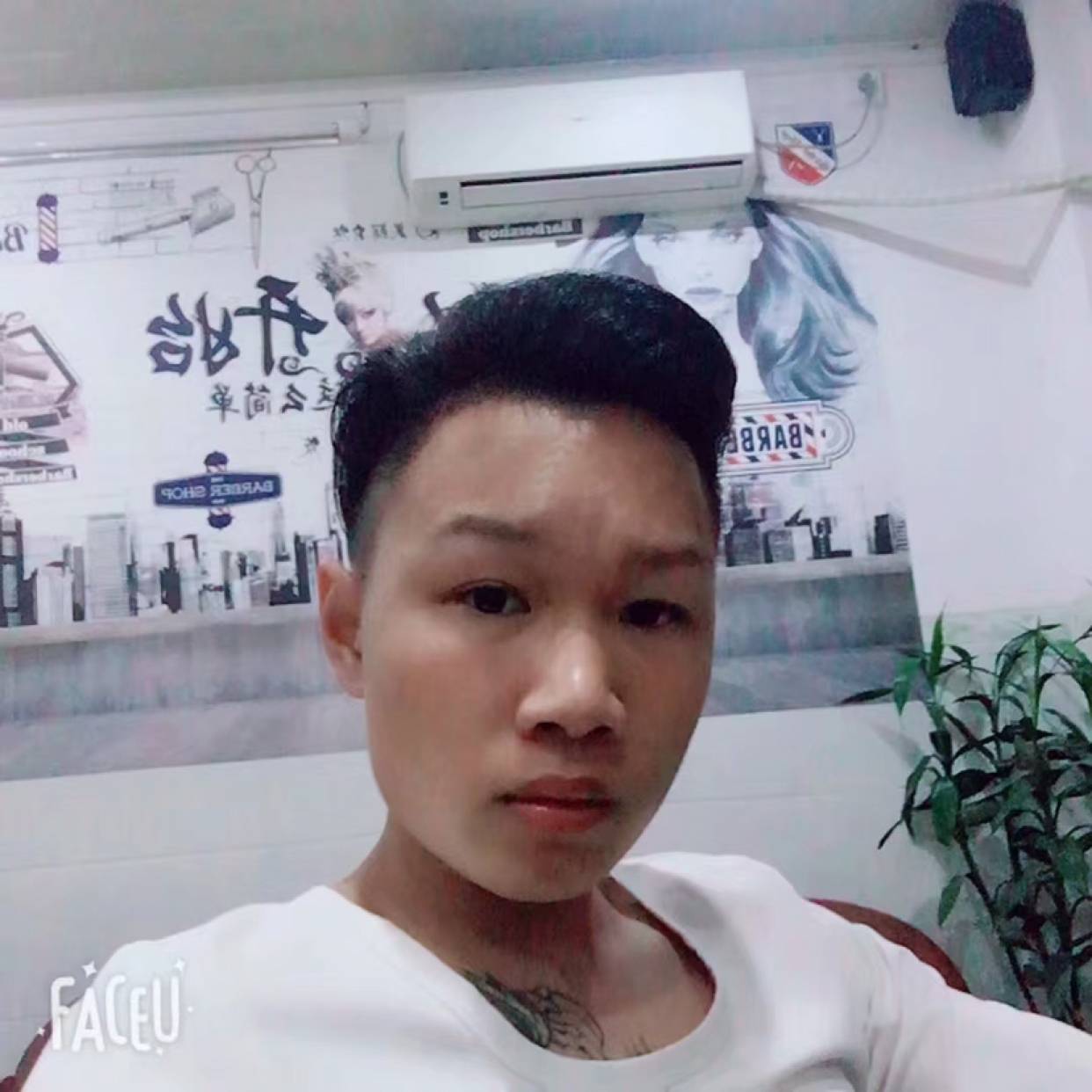 爱笑就故事的照片
