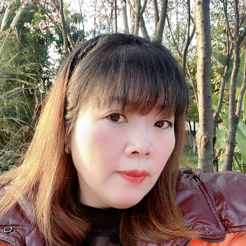 老实的热狗的照片