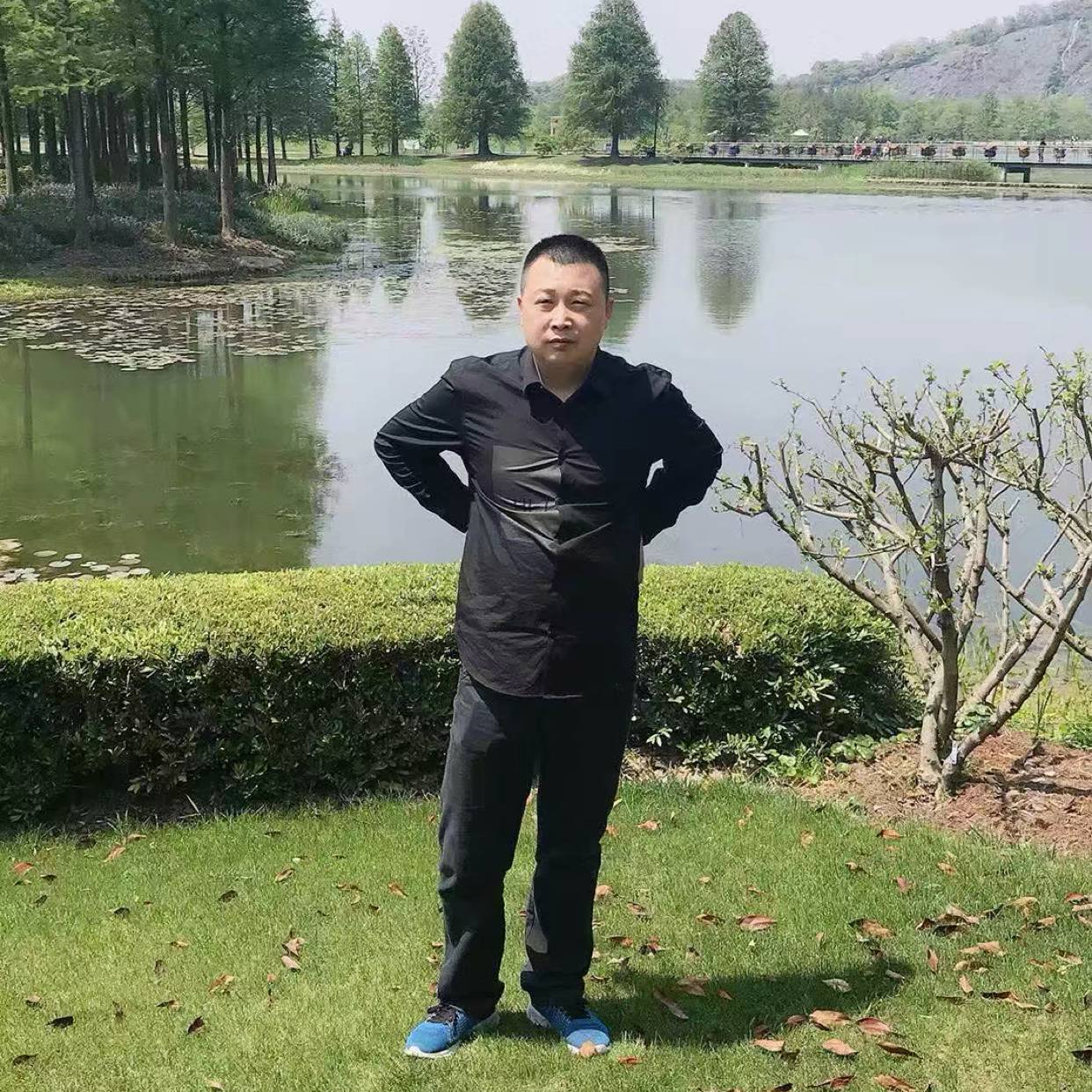 阔达等于青衣的照片