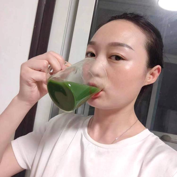 缱绻爱恋冷艳的照片