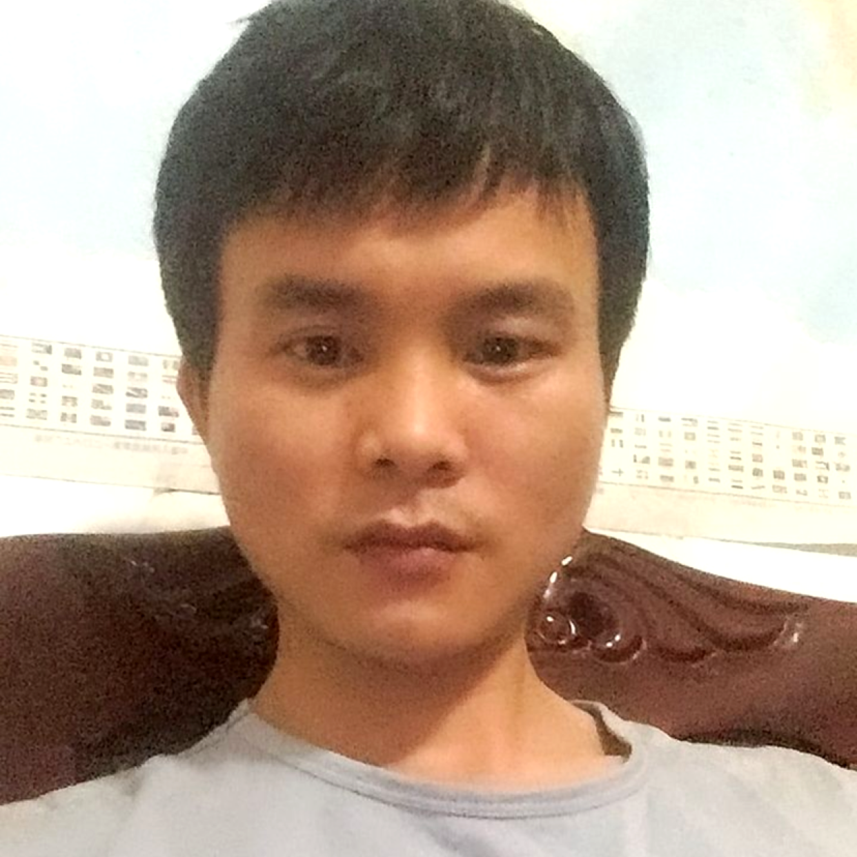 激昂爱尘宵的照片