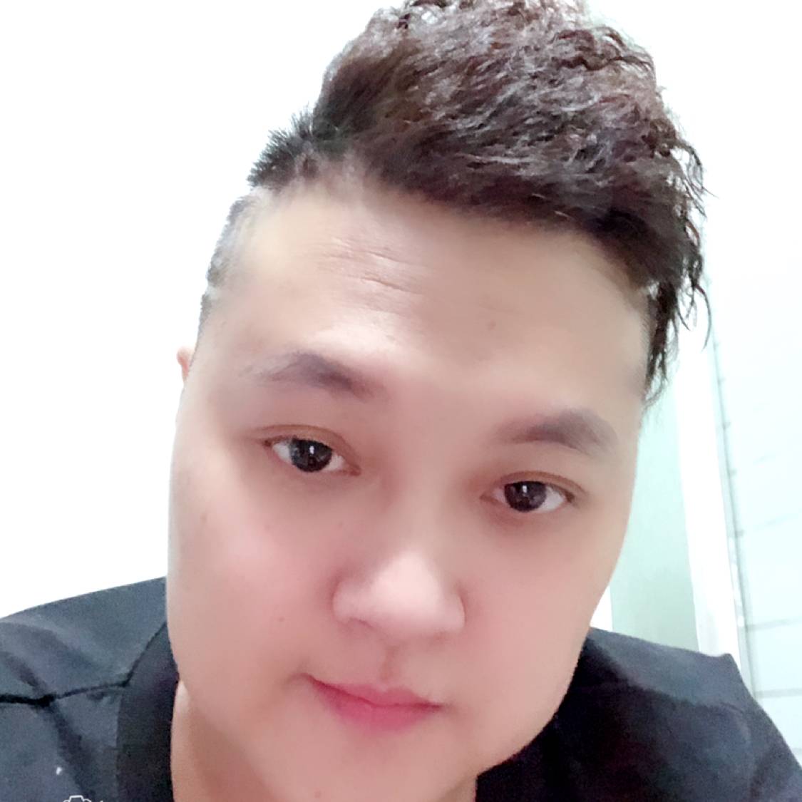 英勇泪了浮光的照片