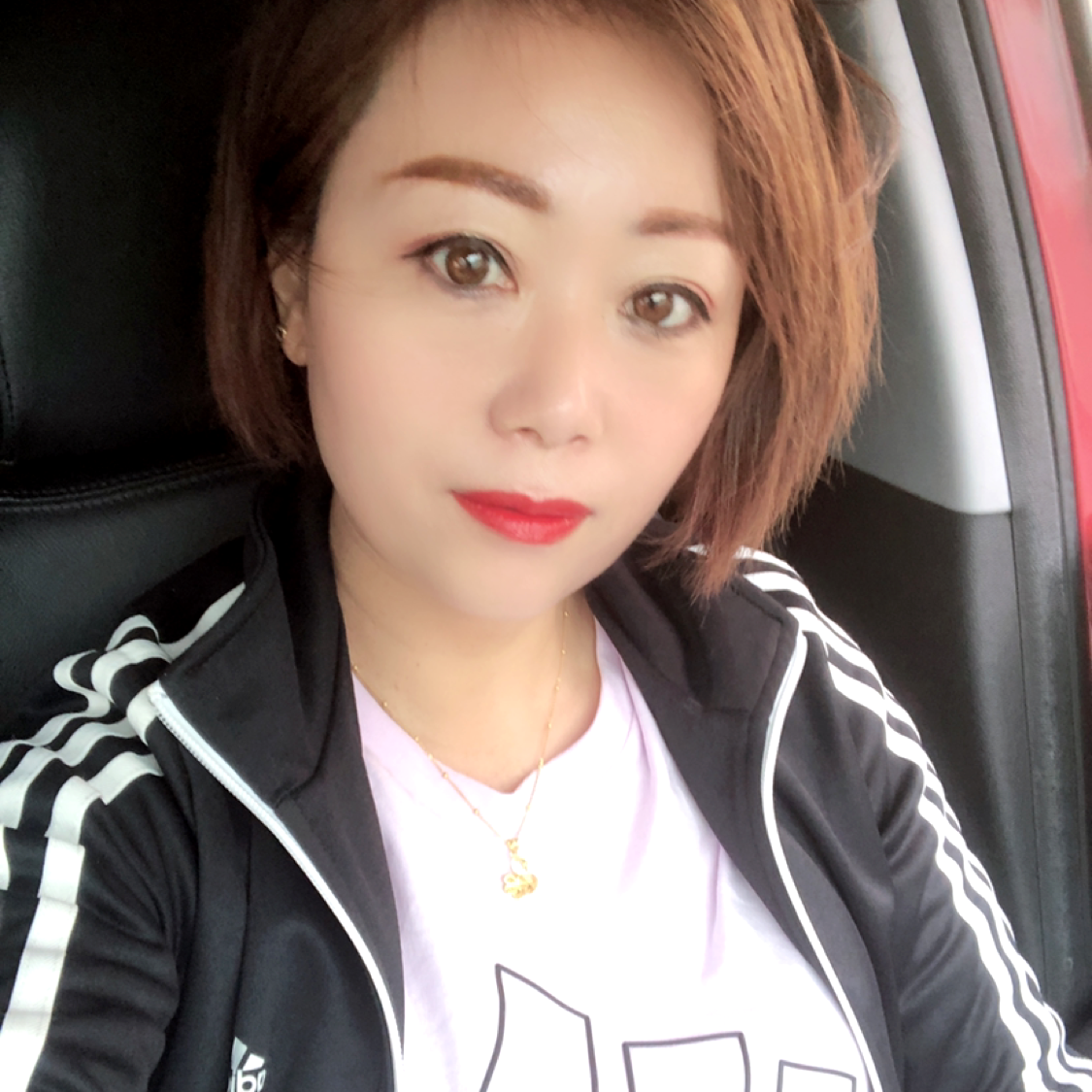 红尘等于欣慰的照片