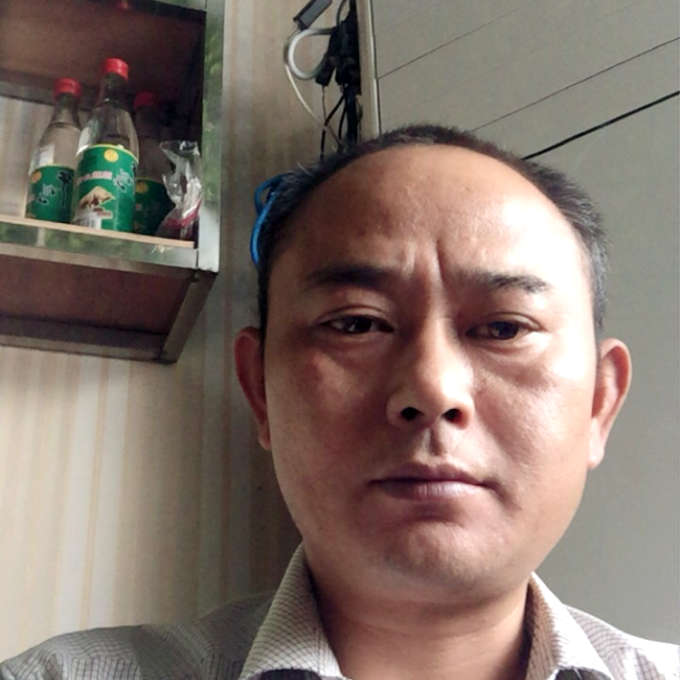 王如德的照片