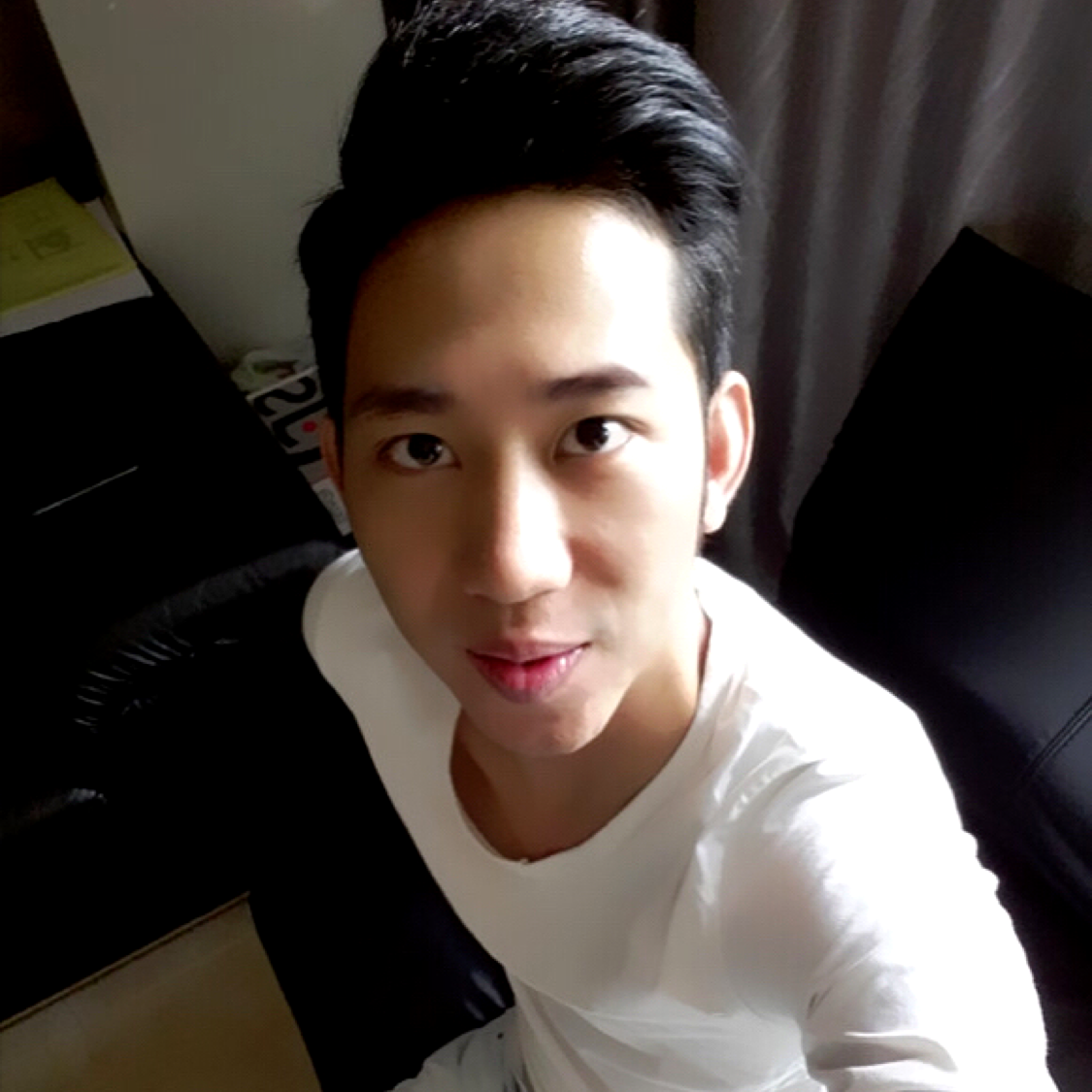 不许你注定一人的照片