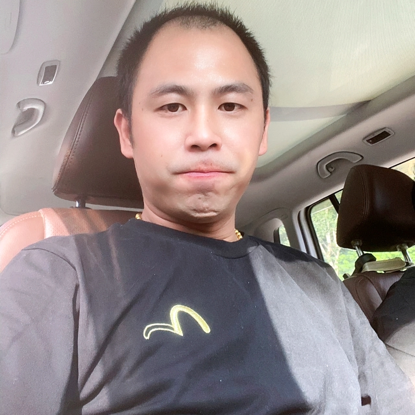 奇葩小叔叔的照片
