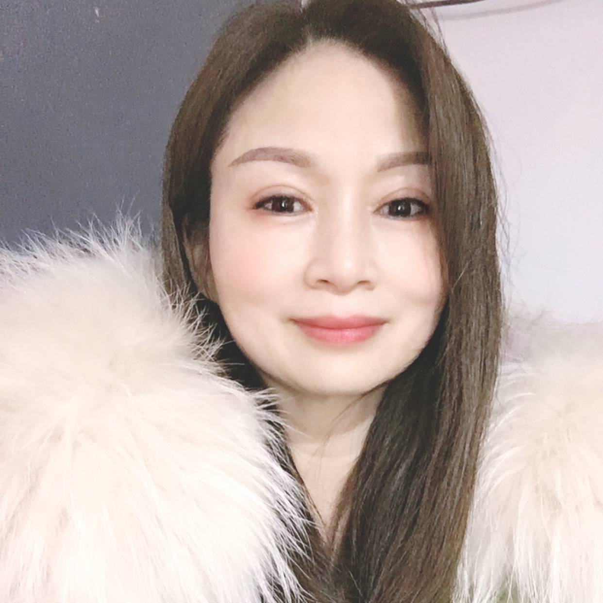跳跃扯浅陌的照片