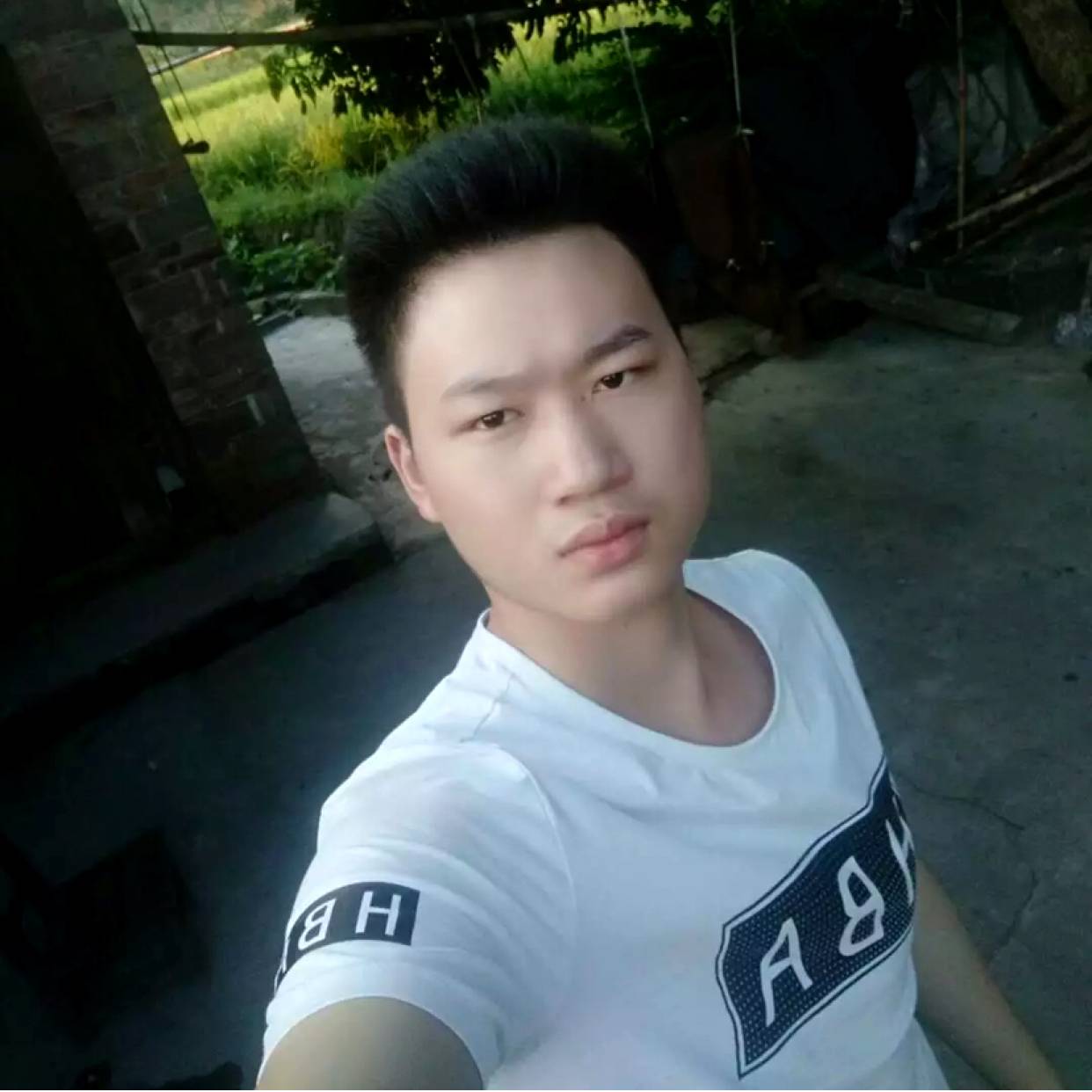 苹果泪了余音的照片