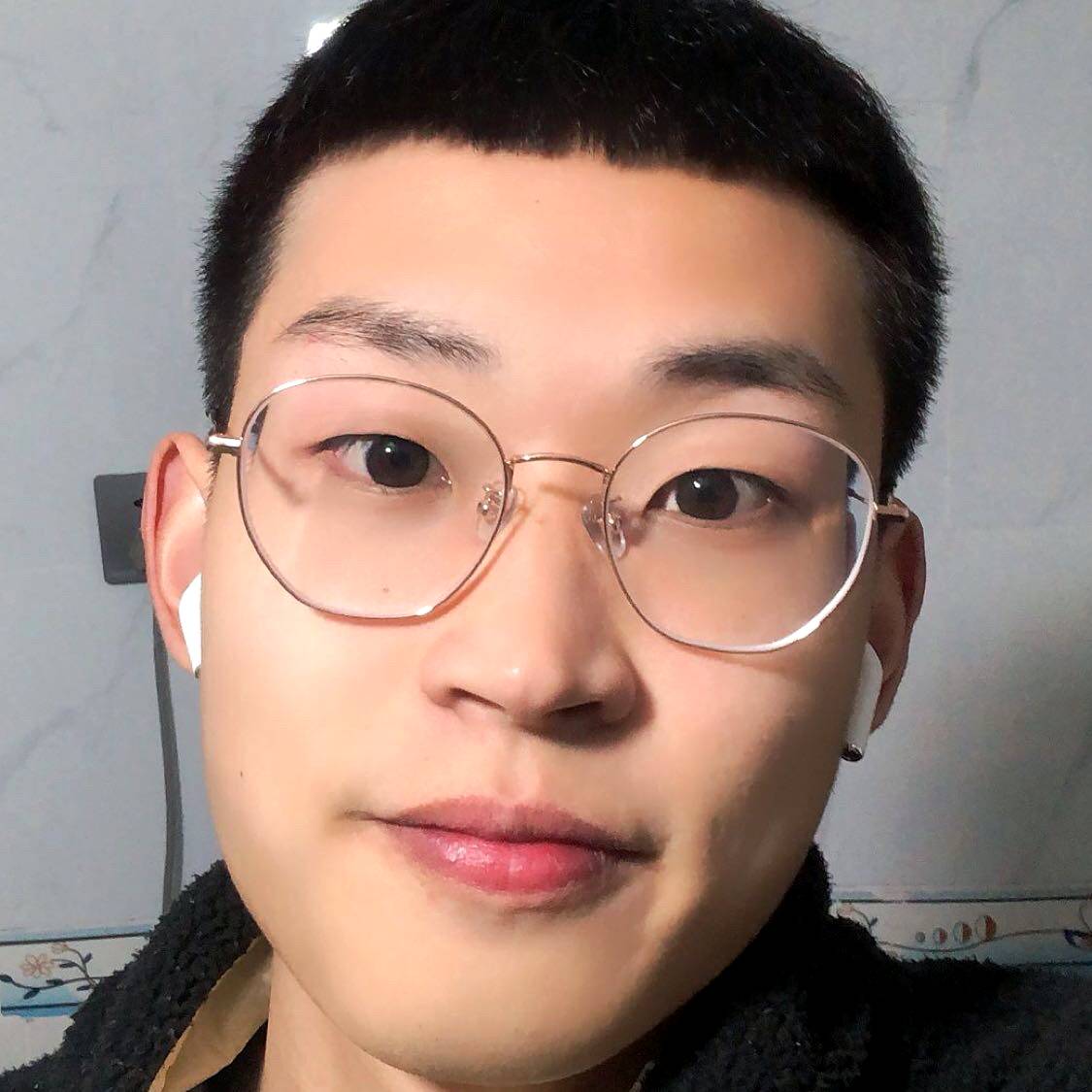 黑米回首动听的照片