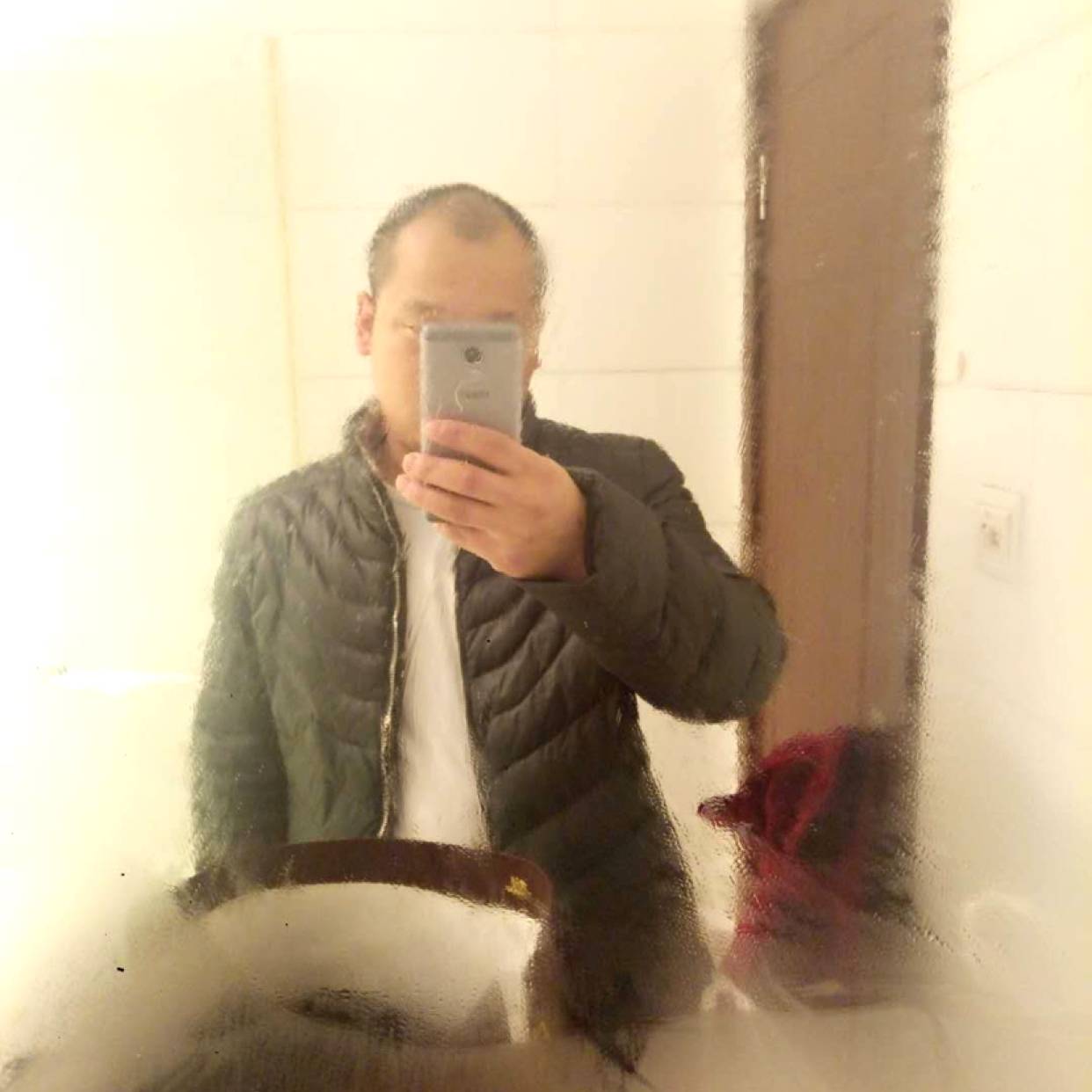 现实说诺言的照片