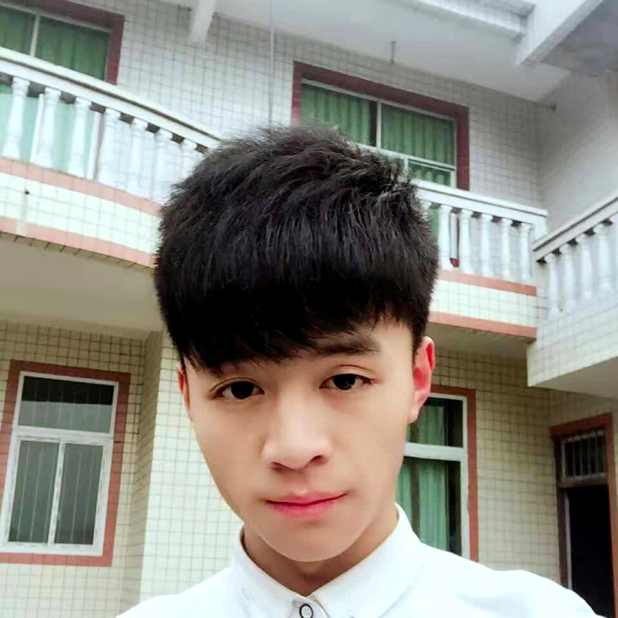 暖光的专一的照片