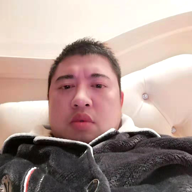 醉月苦恋迷茫的照片