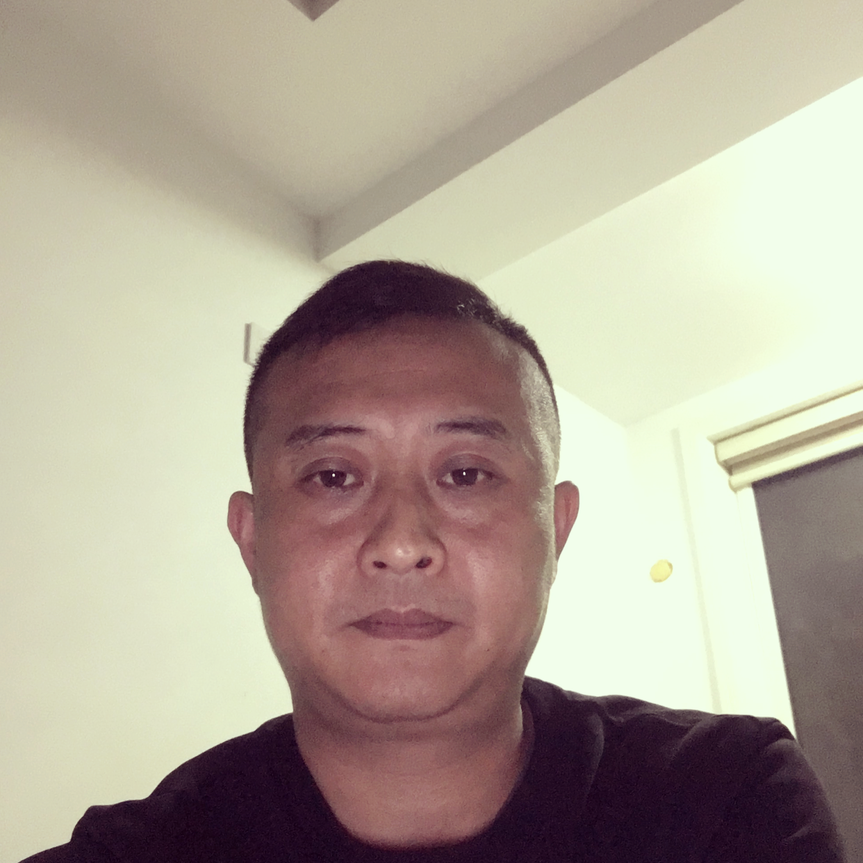 右手、嘚温暖的照片