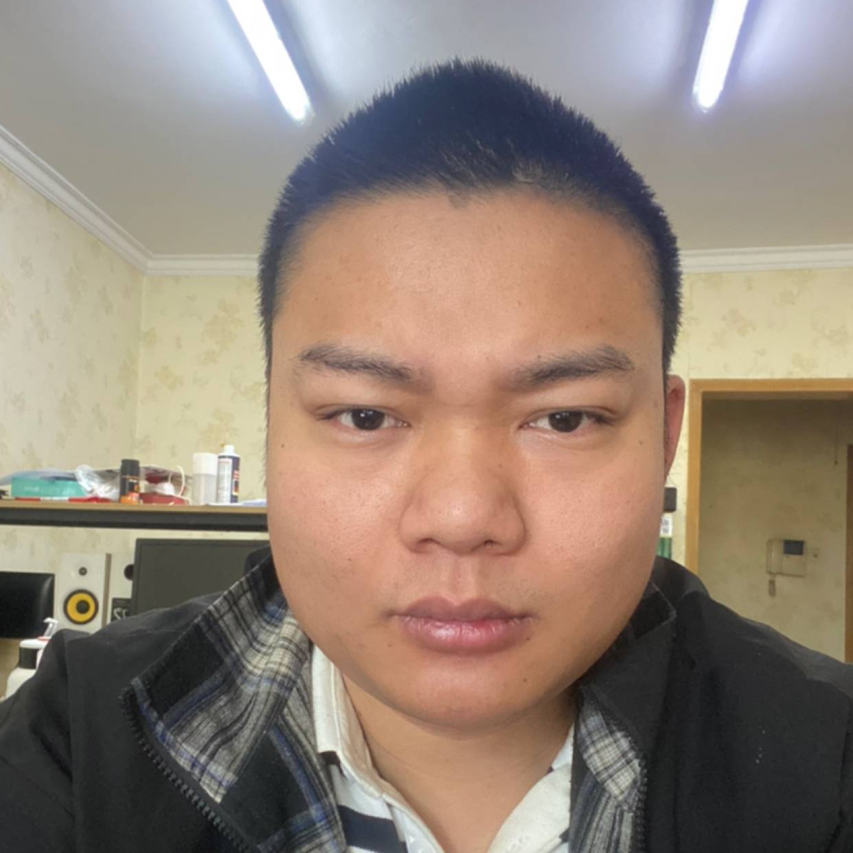 白琼的照片