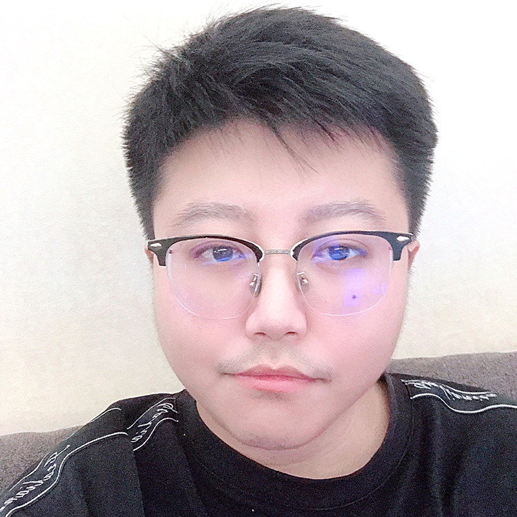 青树是棵常青树的照片