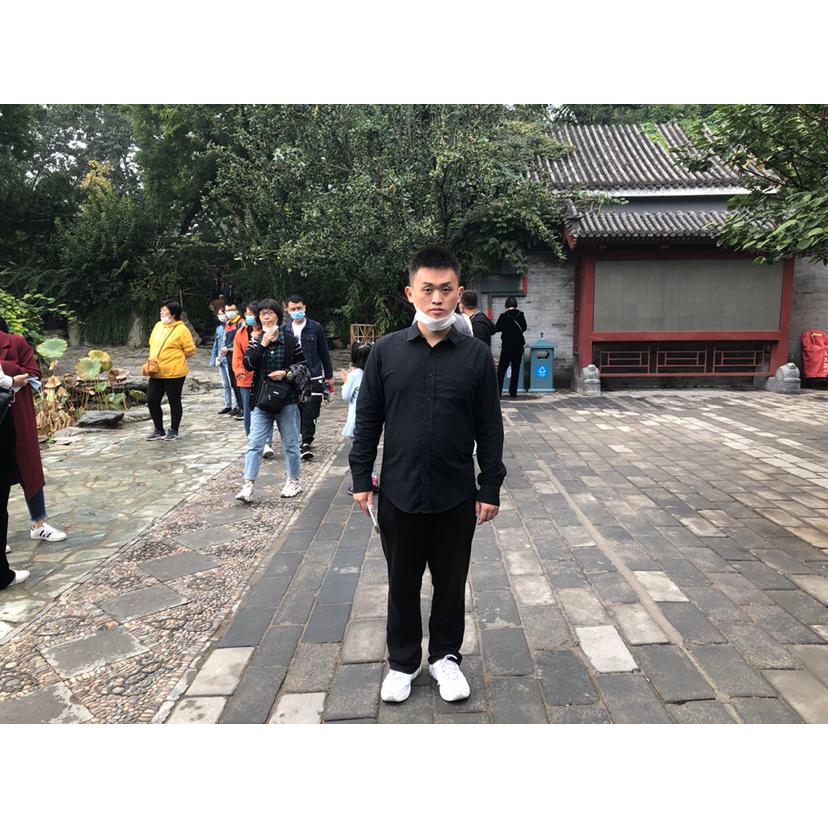 水壶向碧蓝的照片