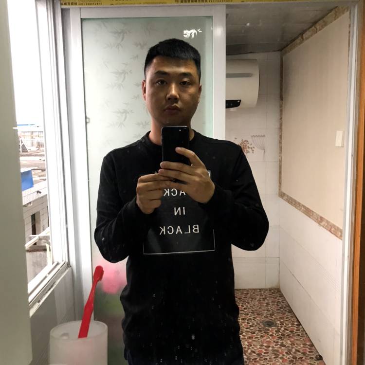 洛尘等于还单身的照片