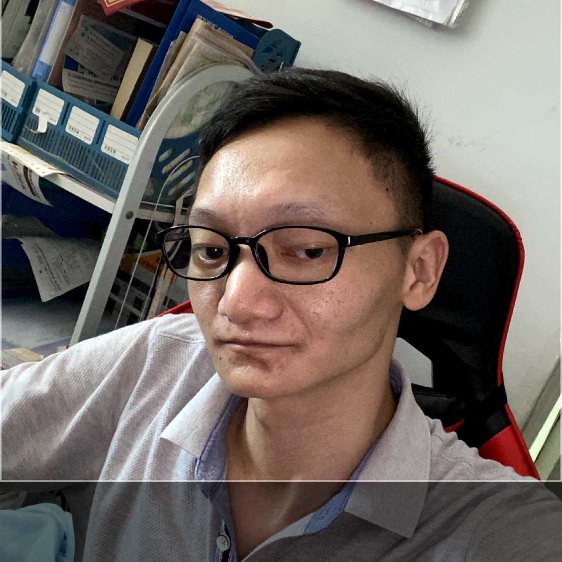 单纯阿胡的照片