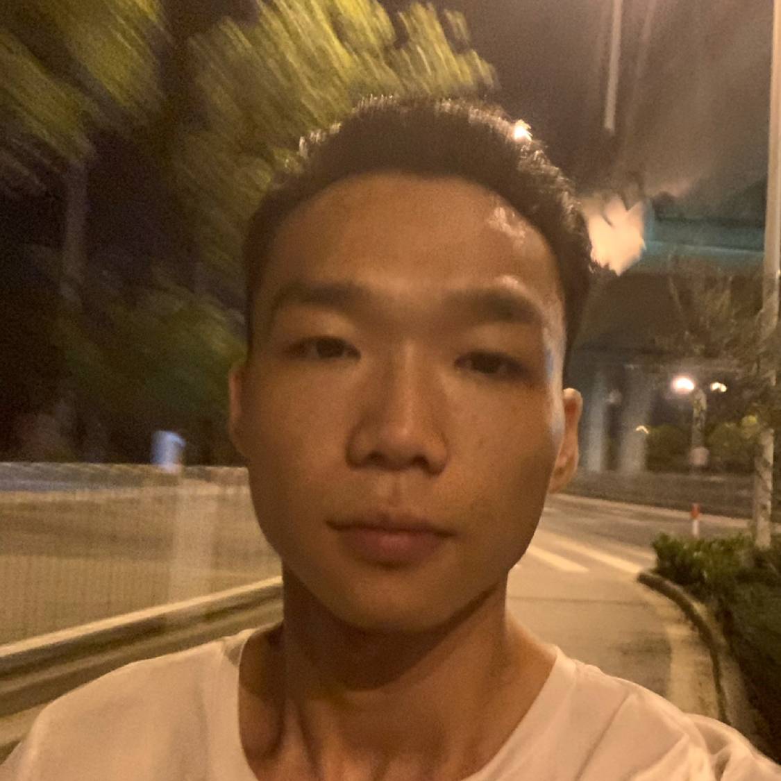 喜悦打小甜瓜的照片