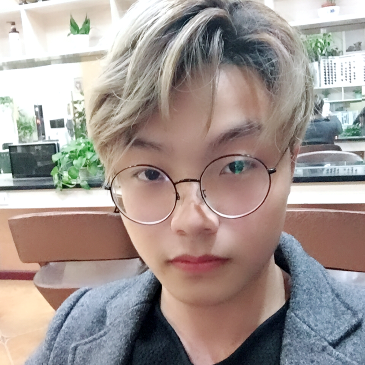 一纸白天的照片