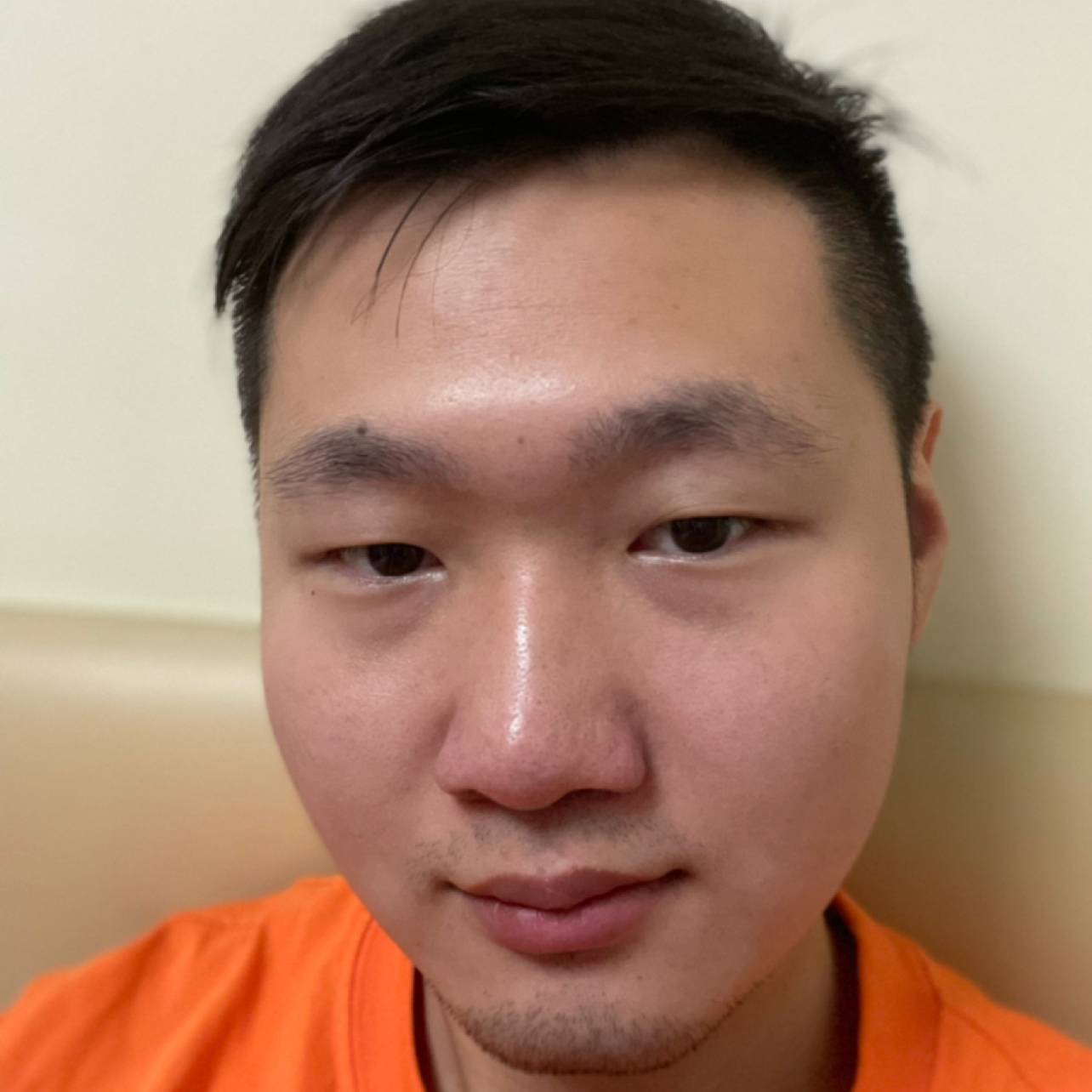 爱玩游戏的小赵的照片