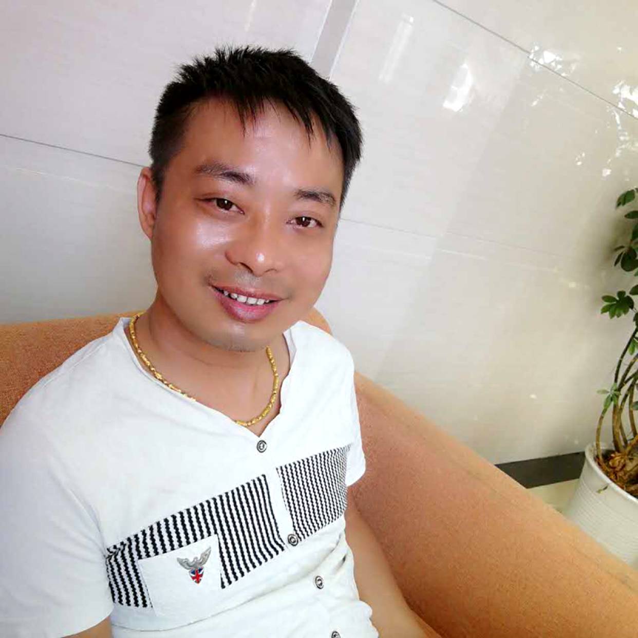 青衣安详的照片