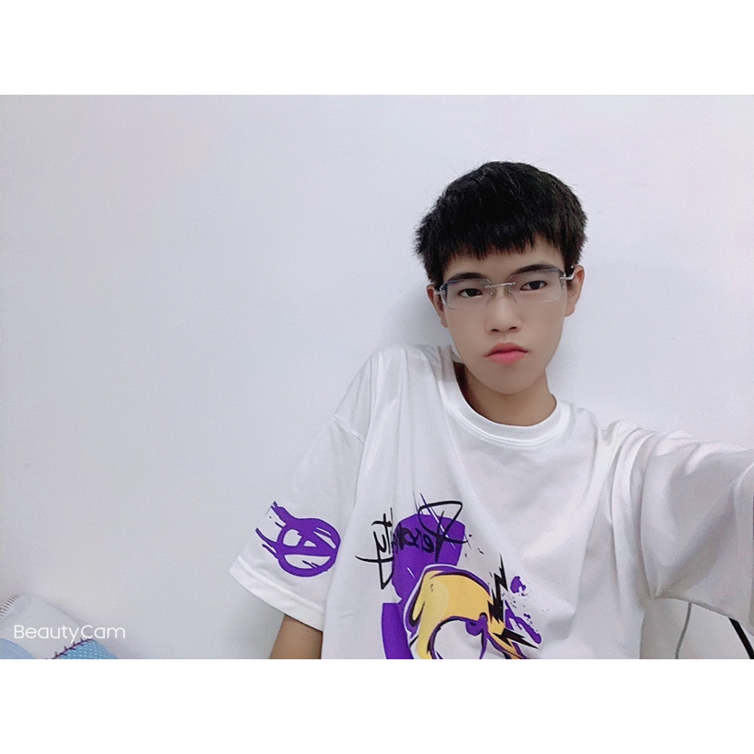 茉莉拿欢呼的照片