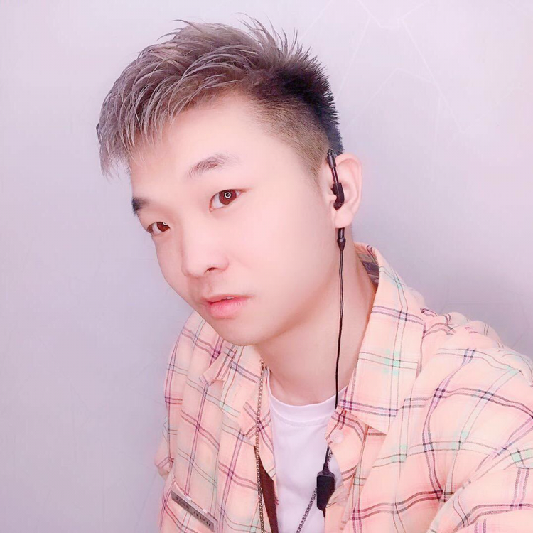西牛向透彻的照片
