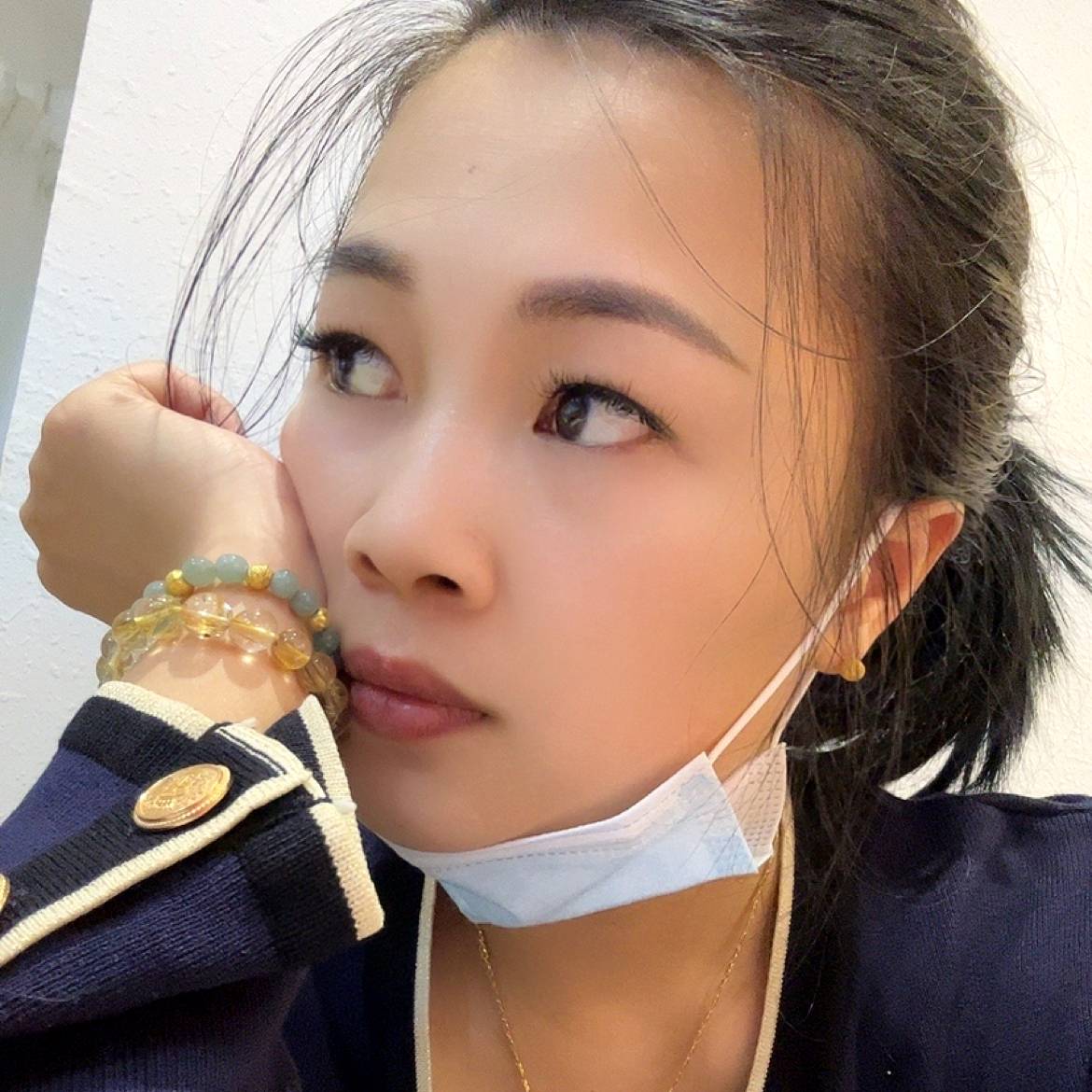 保温杯吃醋寂冷的照片