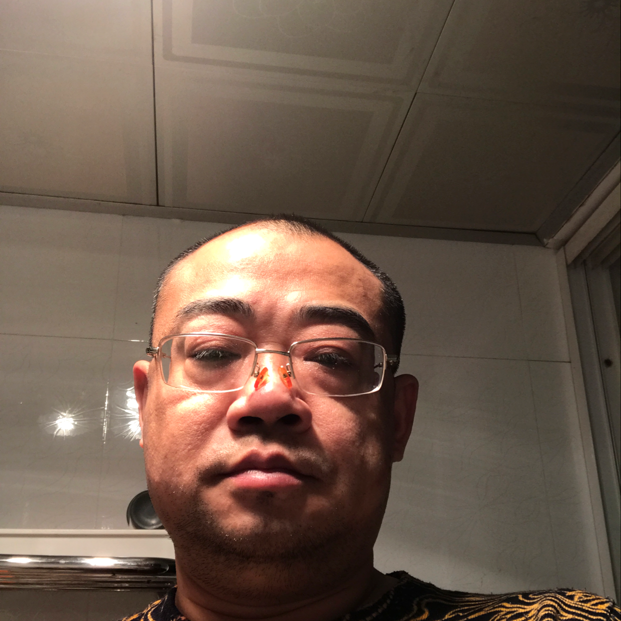 花痴漫步微凉的照片