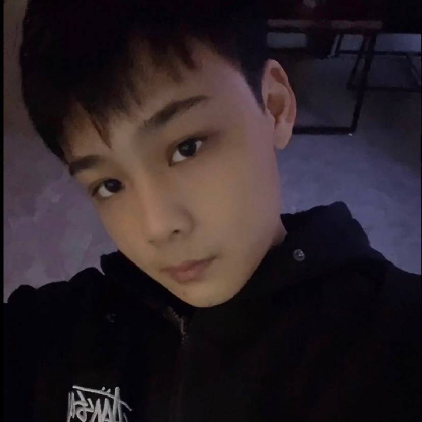小张不是小章的照片