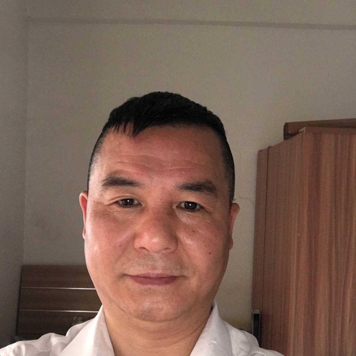 优雅给电话的照片